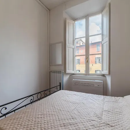 Апартаменты Guesthost - Comfy Near Vatican City! Рим